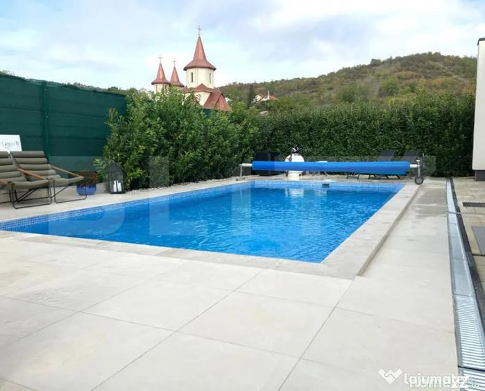 Casă cu 3 camere cu Piscina în Podgoria
