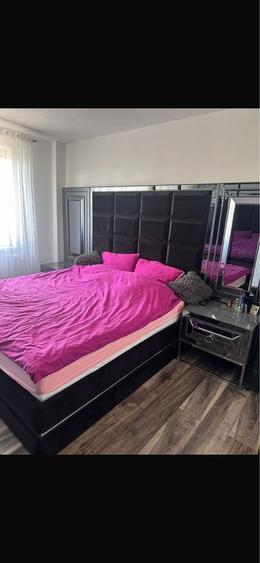 Apartament cu 3 camere semidecomandat în Sebastian