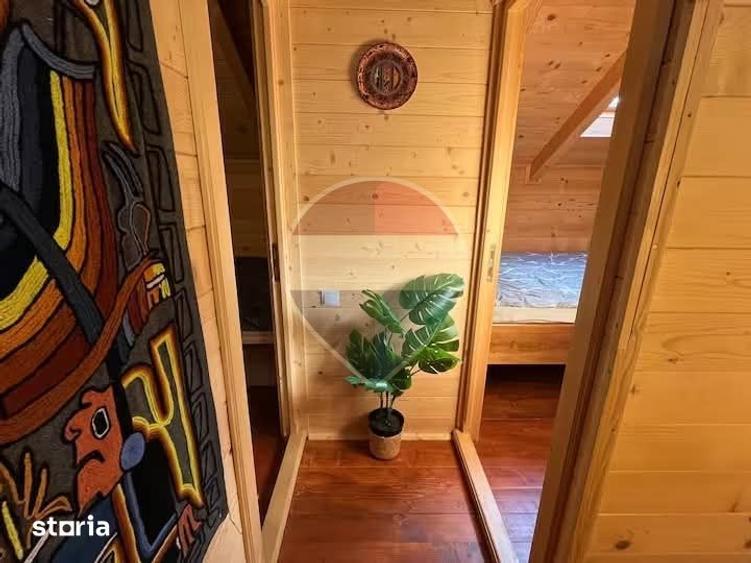 Casă cu 2 camere cu Teren 1500 Mp în Poieni