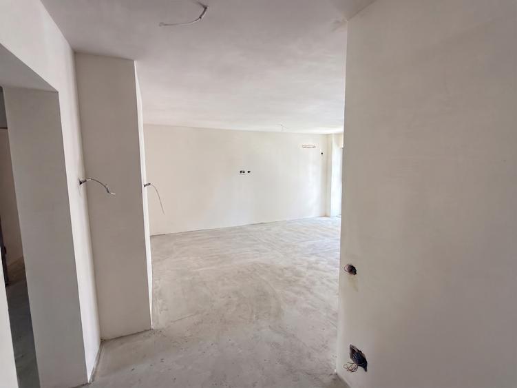 Apartament cu 2 camere în Între Lacuri