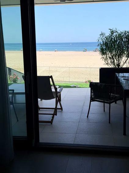 Apartament cu 3 camere, mobilat în Central