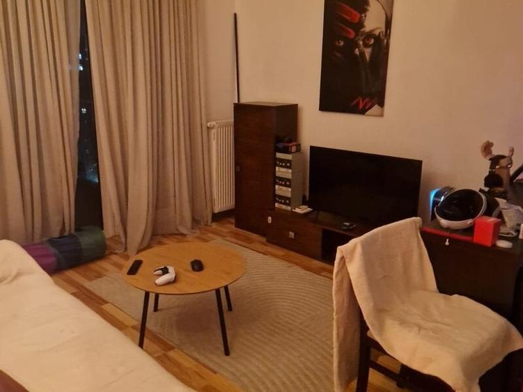 Apartament cu 2 camere decomandat în Colentina