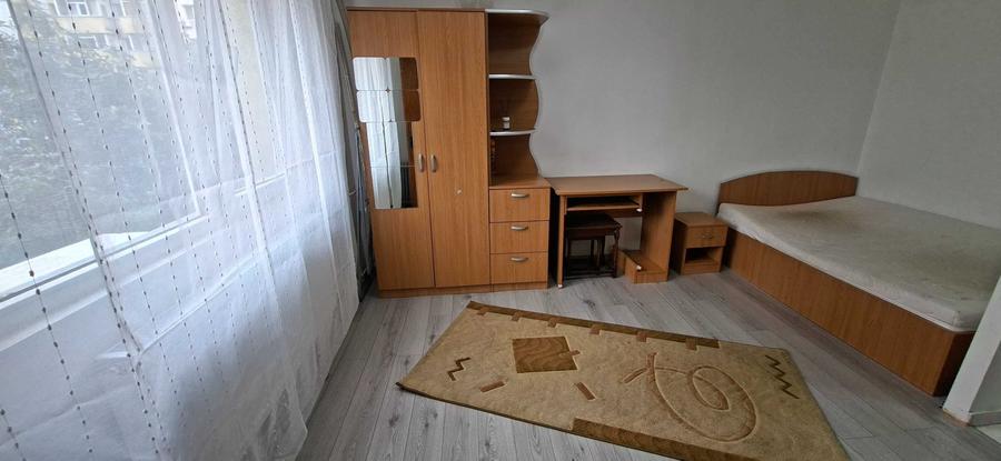 Garsonieră decomandată în Colentina