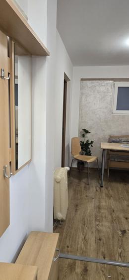 Apartament cu 2 camere decomandat în Exterior Vest