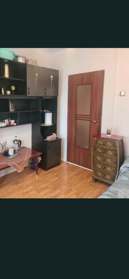 Camera de camin-13mp- baie proprie- Florilor - 1