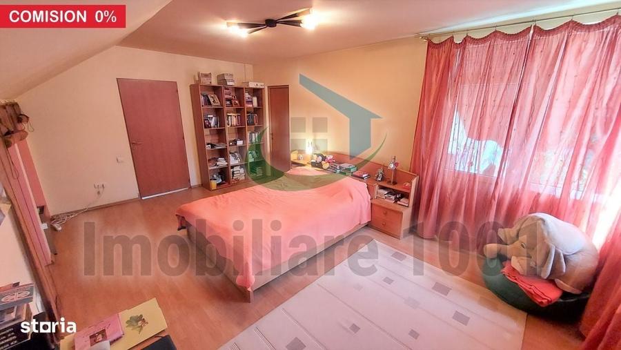 Casă cu 4 camere cu Teren 1855 Mp în Central
