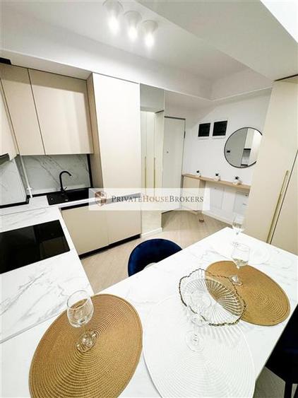 Apartament cu 2 camere semidecomandat, mobilat în Pipera