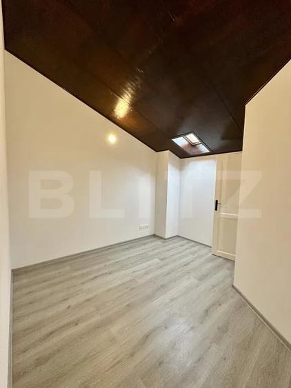 Apartament cu 4 camere decomandat, mobilat în Cloșca
