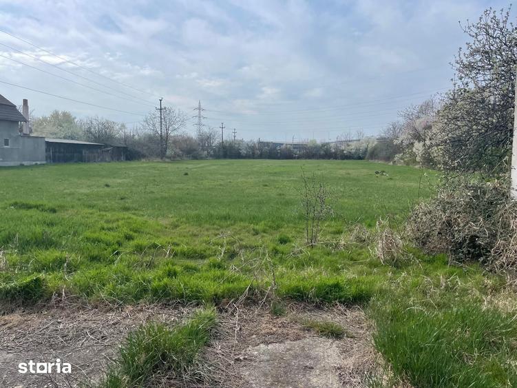Teren de 8500 mp, în Orașul Nou
