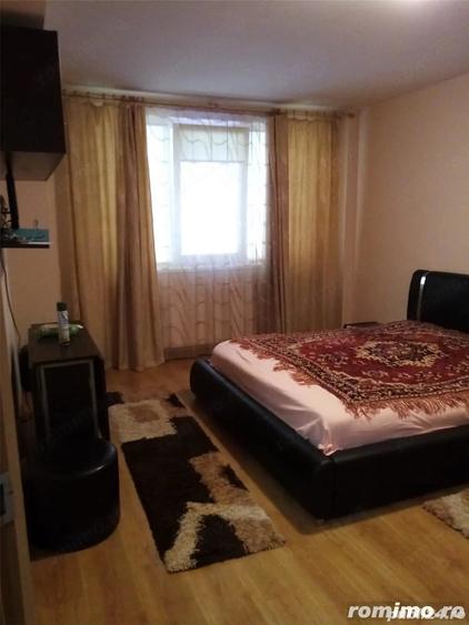 Garsonieră decomandată în Traian