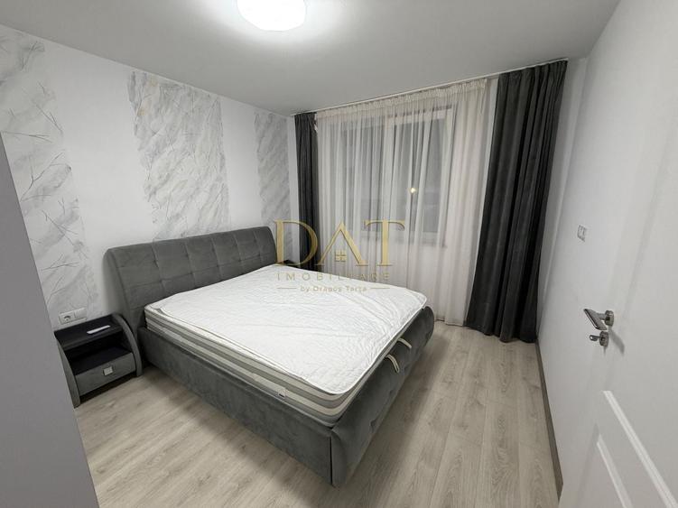 Apartament cu 3 camere decomandat în Florești