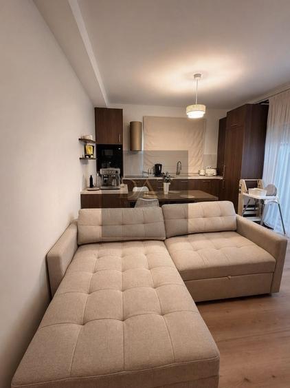 Apartament cu 3 camere semidecomandat în Apahida