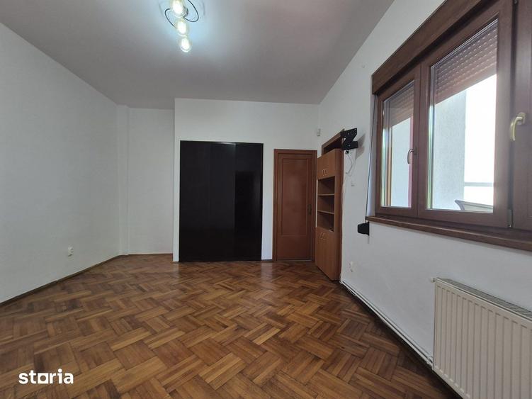 Casă cu 4 camere cu Teren 204 Mp în Ștefan cel Mare