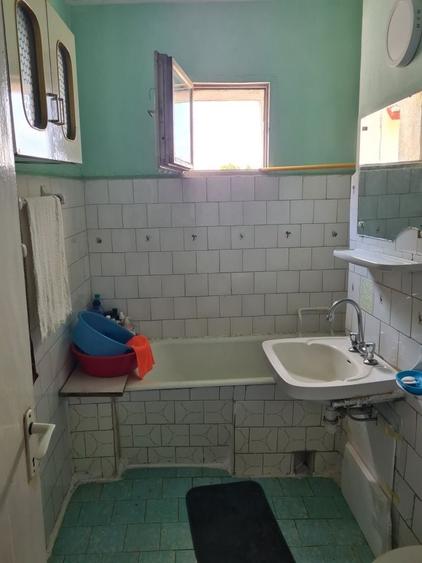 Apartament cu 2 camere decomandat în Lotrioara