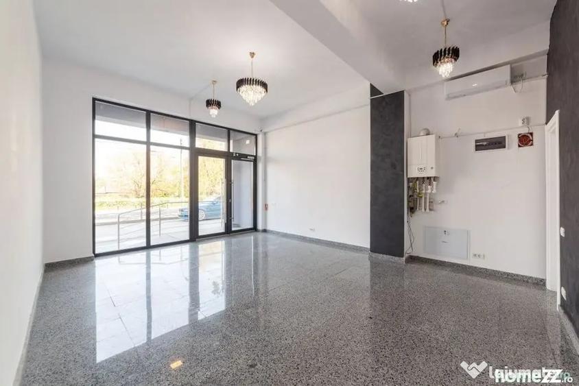 Spațiu comercial, de 34 mp, în Frații Golești