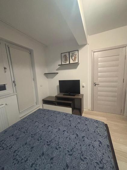 Apartament cu 2 camere în Apărătorii Patriei