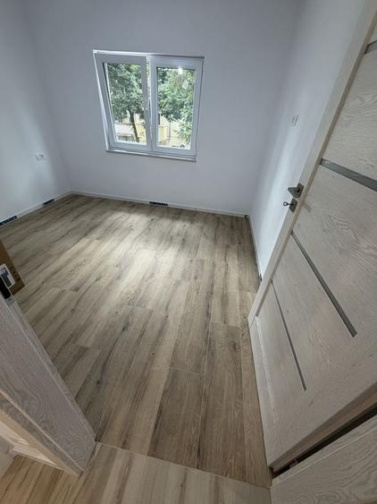 Apartament cu 3 camere decomandat, mobilat în Dâmbovița