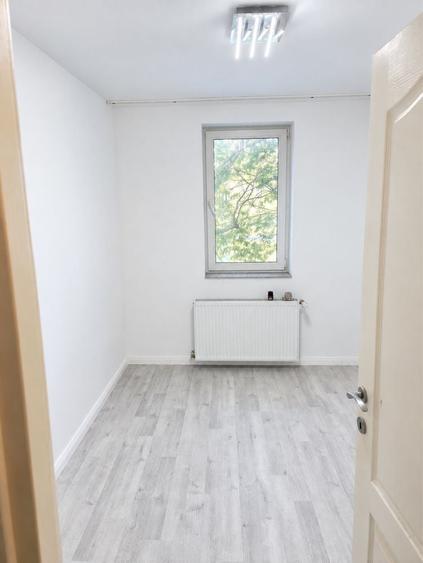 Apartament cu 2 camere semidecomandat în Calea București
