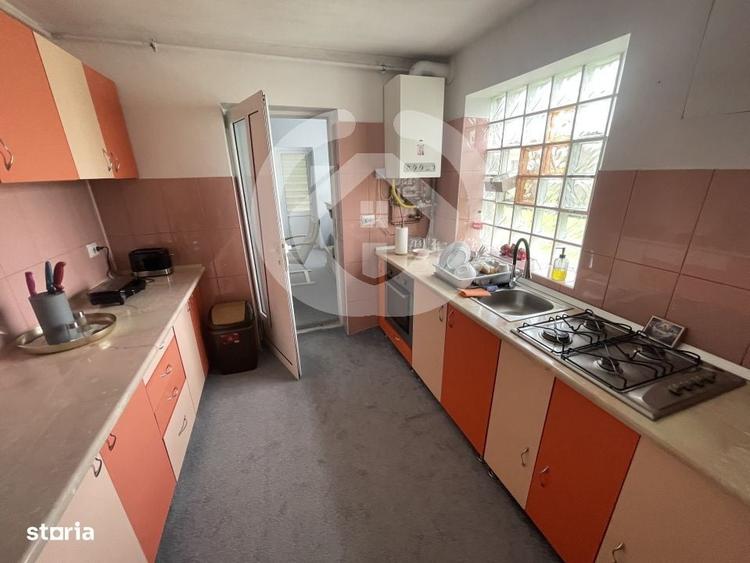 Casă cu 4 camere cu Teren 120 Mp în Central