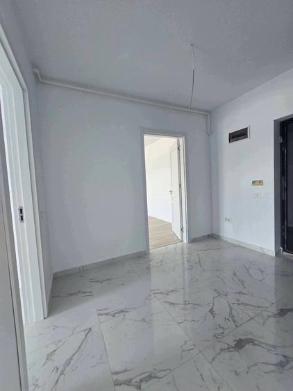 Apartament cu 2 camere decomandat în Dobroești