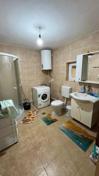 Casă cu 6 camere în Diculești