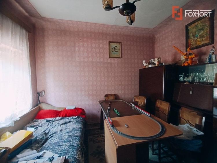 Casă individuală cu 6 camere cu Canalizare în Șagului