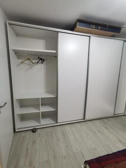 Apartament cu 2 camere semidecomandat, mobilat în Giroc