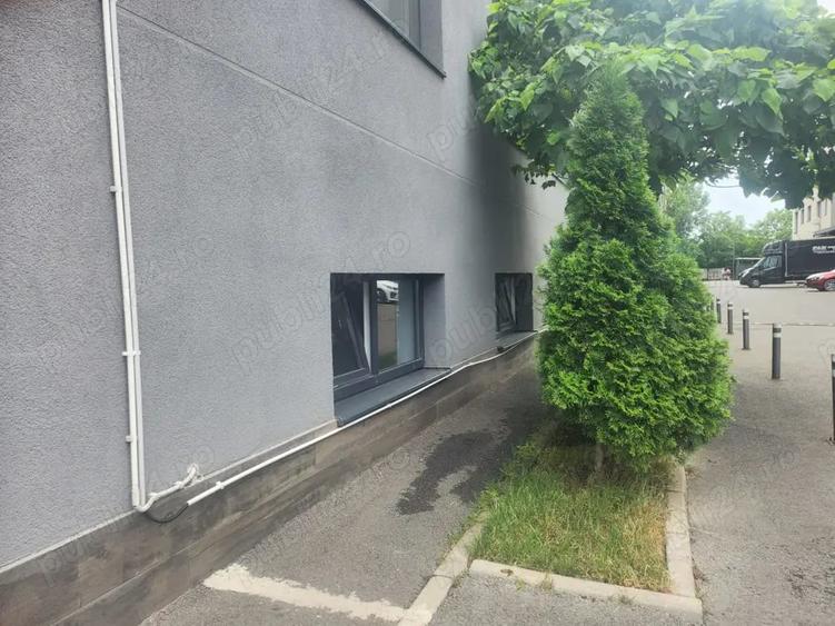 Spațiu comercial, de 27 mp, în Central