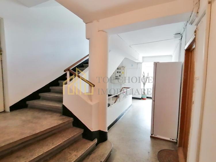 Apartament cu 2 camere semidecomandat în Calea Victoriei