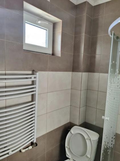 Casă cu 4 camere cu Teren 1000 Mp în Lăpuș