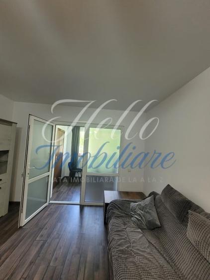 Apartament cu 2 camere decomandat în Florești