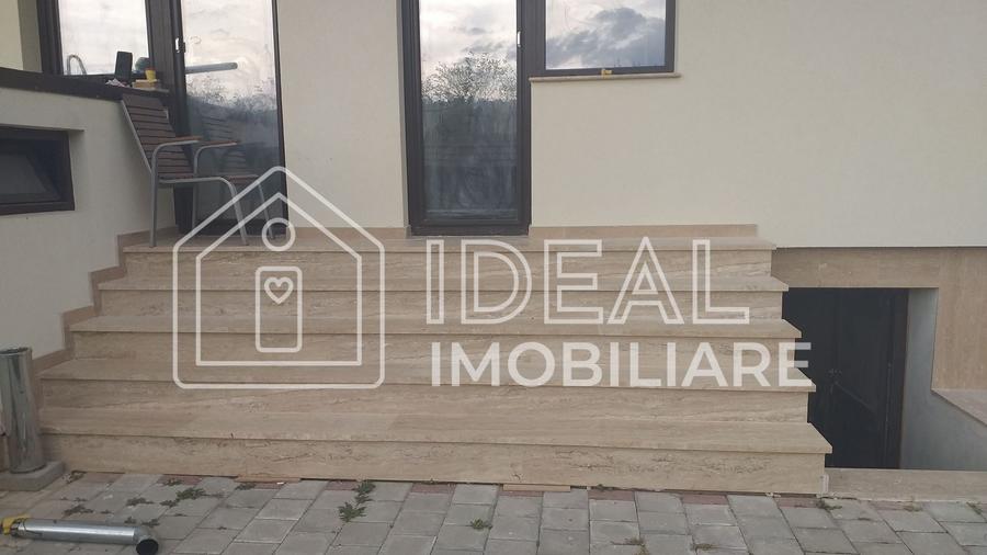 Duplex cu 4 camere cu Canalizare în Poplaca