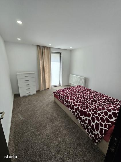 Casă cu 5 camere cu Teren 600 Mp în Tărtășești