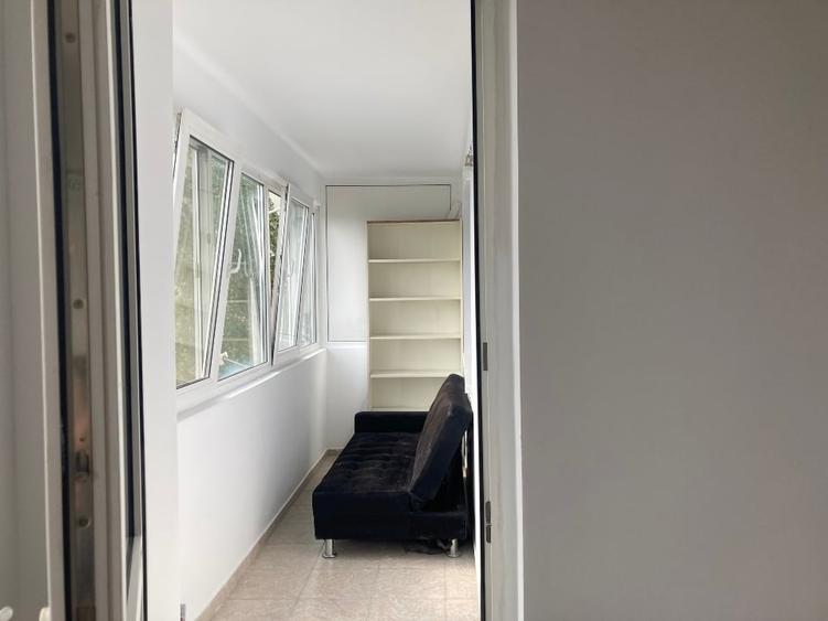 Apartament cu 2 camere semidecomandat, mobilat în Gorjului
