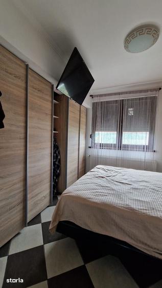 Casă cu 5 camere cu Teren 477.53 Mp în Berceni