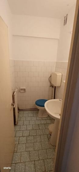 Apartament cu 3 camere decomandat în Traian