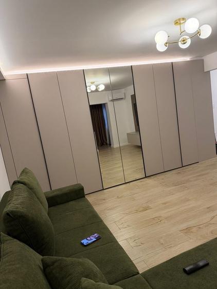 Apartament cu 2 camere decomandat în Mircea cel Bătrân
