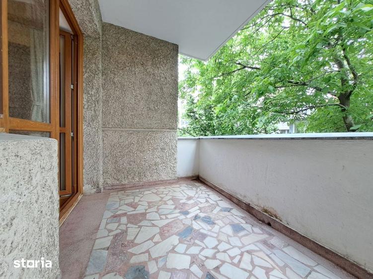 Apartament cu 2 camere decomandat în Domenii