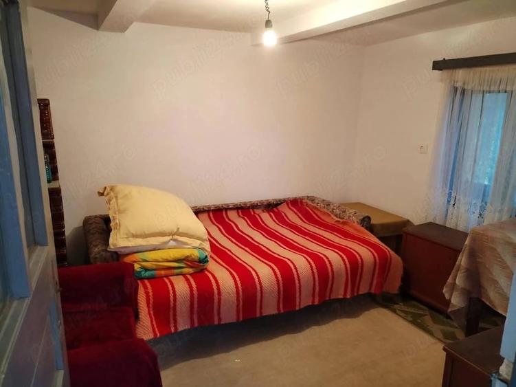 Casă cu Teren 4926 Mp în Schela