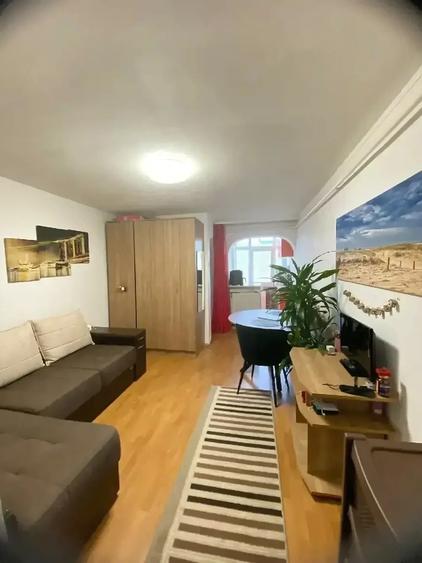 250 euro! Garsoniera Nicolina, Gara internationala - 1