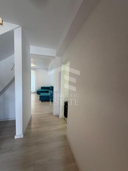Duplex cu 4 camere cu Canalizare în Tunari