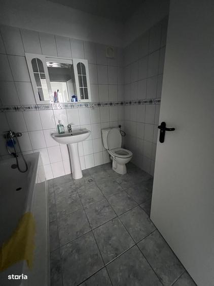 Apartament cu 2 camere decomandat în Găvana