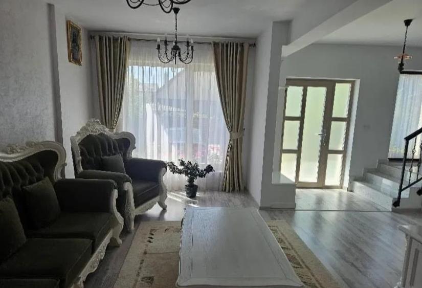 Casă cu 4 camere cu Teren 163 Mp în Valea Lupului