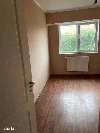 Apartament cu 3 camere decomandat în Nord