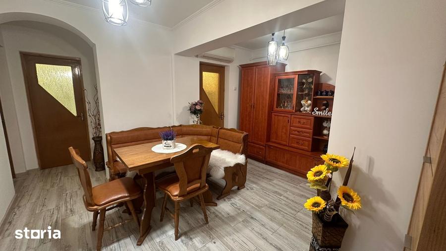 Apartament cu 2 camere decomandat în Central