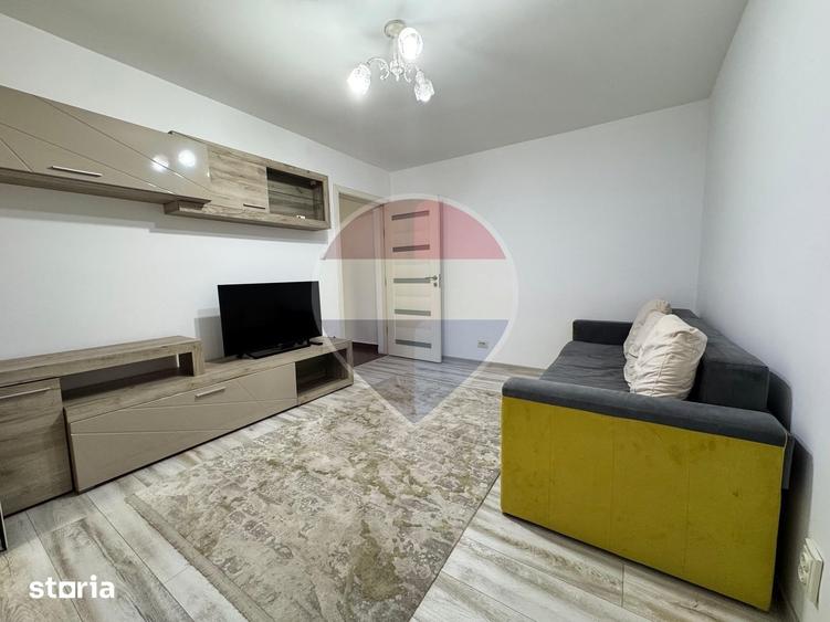 Apartament cu 3 camere în Cetate