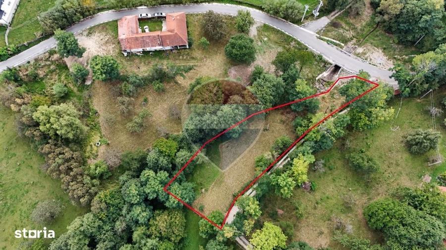 Teren intravilan | 1720mp | Drum asfaltat | Utilitati | Sohodol | Bran - 3