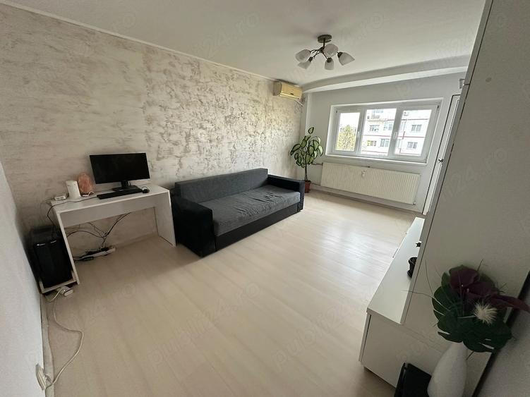 Apartament cu 2 camere decomandat în Ozana