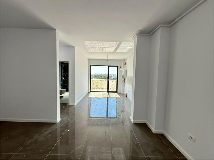 Apartament cu 2 camere semidecomandat în Torontalului