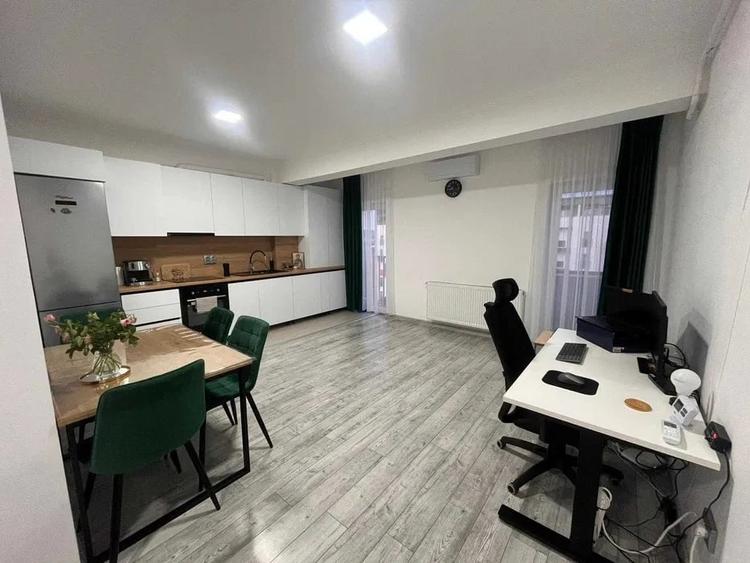 Apartament cu 2 camere semidecomandat, mobilat în Florești — fotografia 1